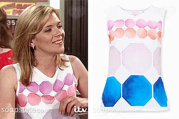 Leanne’s Geometric Pattern Sleeveless Top on Corrie