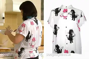 Tegan cartoon cat shirt on Hollyoaks
